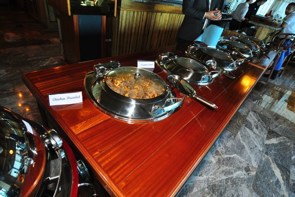 Sunday Buffet at Bay Lodge